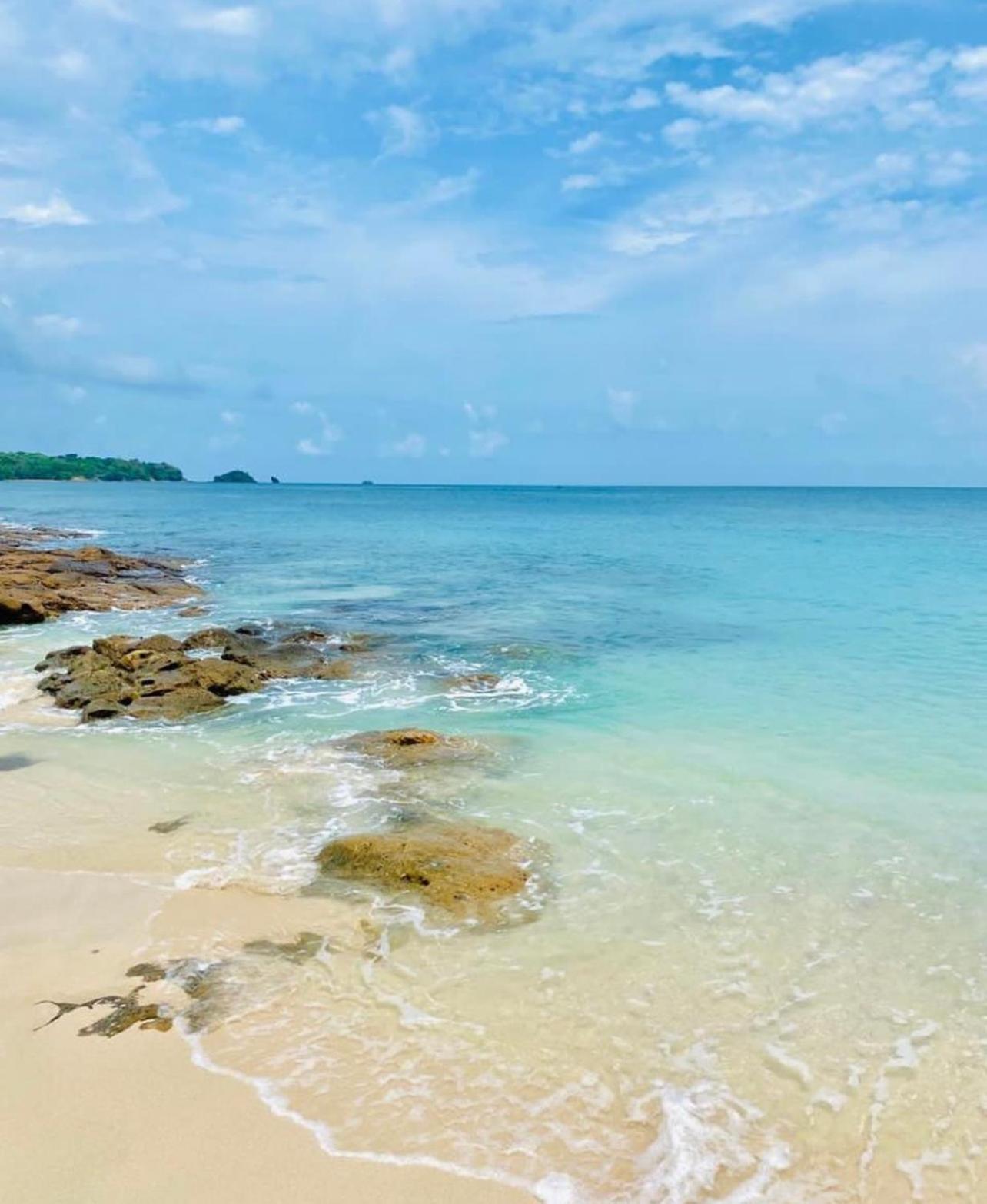 Punta Bajo Rico Sonny Island Resort Cabanas Frente Al Mar מראה חיצוני תמונה