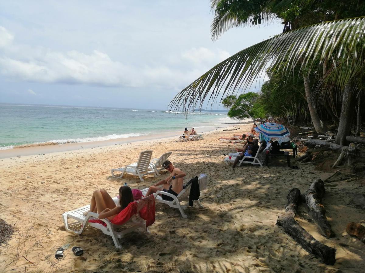 Punta Bajo Rico Sonny Island Resort Cabanas Frente Al Mar מראה חיצוני תמונה
