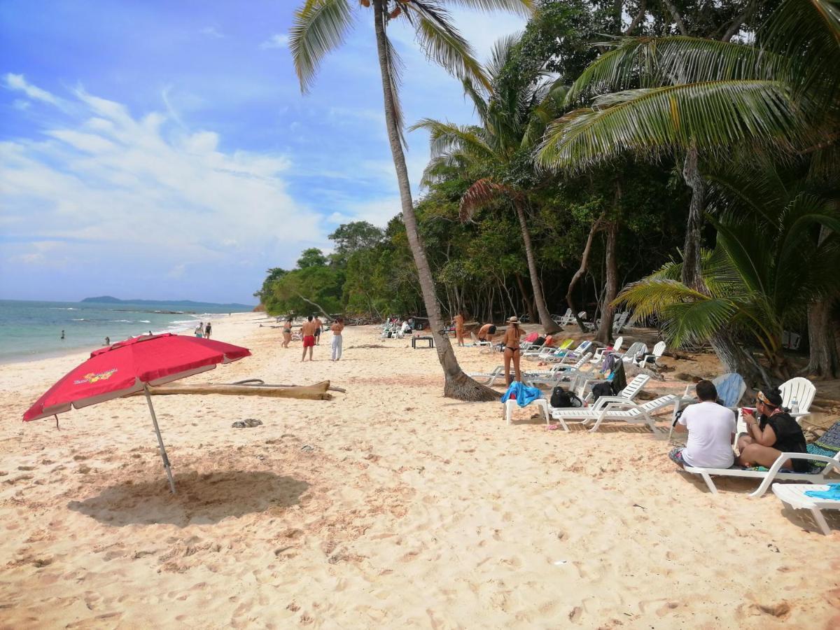 Punta Bajo Rico Sonny Island Resort Cabanas Frente Al Mar מראה חיצוני תמונה